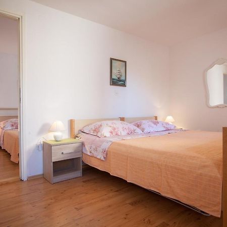 Apartments Jelka Проманья Экстерьер фото
